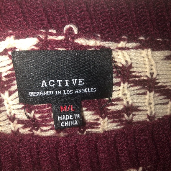 Burgundy Patterned Sweater - Picture 2 of 2